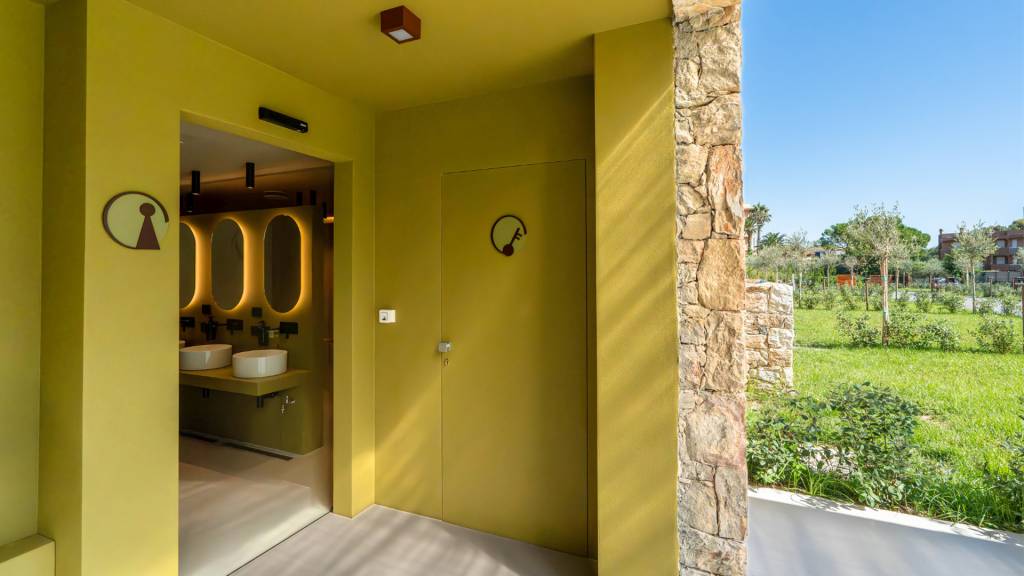 Agricamping-la-pietra-e-lulivo-pietra-ligure-2-camping-structure
